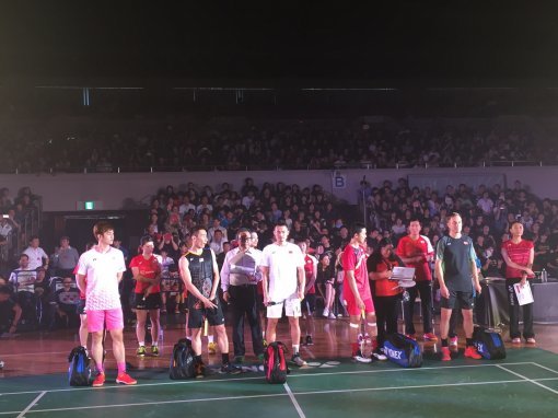 일본에서 열린 전설적인 배드민턴 스타들의 행사인 요넥스 레전드 비전 월드 투어에 한국 선수로는 유일하게 참가한 이용대와 유연성.