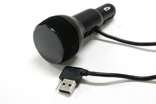 컨트롤러와 USB 충전 기능을 겸하는 리파에어 LAC52 전용 시거잭 어댑터.(출처=IT동아)