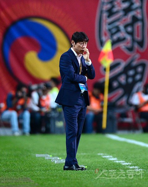 신태용 감독이 이끄는 한국축구대표팀은 10월 7일(이하 한국시간) 모스크바에서 월드컵 개최국 러시아와 평가전, 프랑스 칸에서 10일 튀니지와 A매치를 펼친다. 10월 두 차례의 A매치를 시작으로 우리 대표팀은 러시아월드컵 본선 준비에 돌입한다. 김민성 기자 marinboy@donga.com