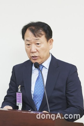 ▲ 라이나전성기재단 한문철 상임이사