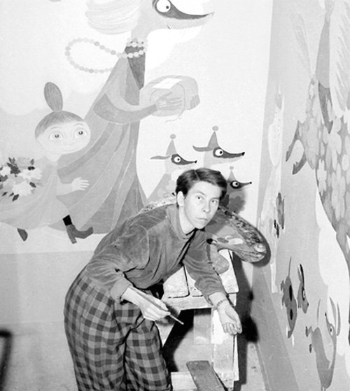 1955∼56년 한 소아병원에서 벽화를 그리고 있는 토베 얀손. 이 무렵 ‘무민 골짜기의 여름’을 쓰고 있었던 그는 낮 동안은 벽화를 그리며 돈을 벌었다.
문학동네 제공