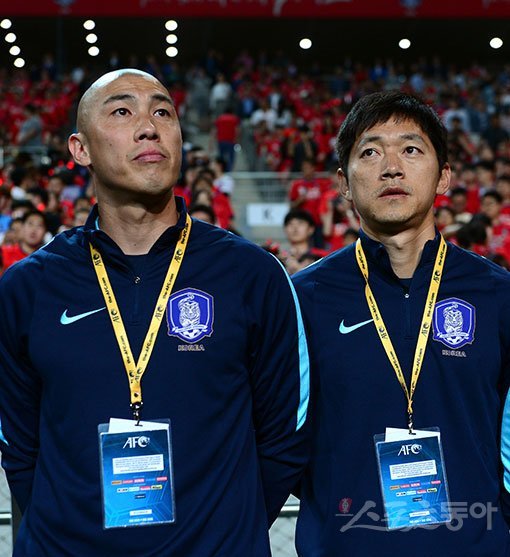 축구대표팀 차두리 코치-김남일 코치(오른쪽). 스포츠동아DB