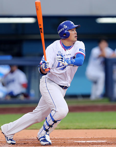 삼성 박한이는 올 한해 부상과 부진의 늪에 빠져 이렇다 할 활약을 펼치지 못했다. 꾸준함의 상징인 그는 새로운 마음가짐으로 내년 부활을 준비하고 있다. 사진제공｜스포츠코리아