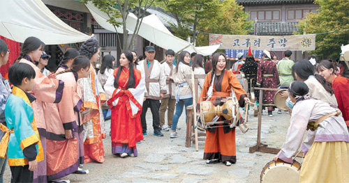 단양온달문화축제는 신라군에 맞서 용감히 싸우다 전사한 온달장군의 넋을 기리기 위해 1996년부터 시작됐다. 단양군 제공