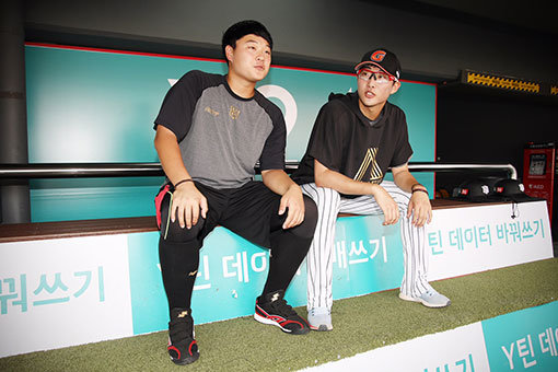 kt 박세진-롯데 박세웅(오른쪽). 사진제공｜kt위즈