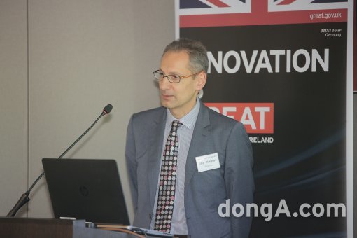 제이 내글리 영국 국제통상부 자동차투자유치기관 연구개발 담당자