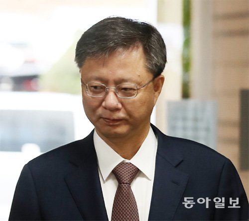 ‘불법사찰-블랙리스트’ 의혹 우병우 출국금지