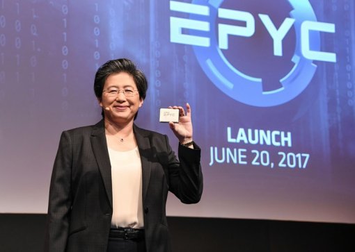 에픽 프로세서를 소개하는 AMD의 리사 수 CEO(출처=IT동아)