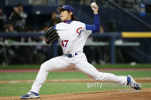 대만 에이스 천관위는 17일 아시아프로야구챔피언십 2017 한국전에 선발 등판한다. 한국 선동열 감독은 “천관위를 빨리 끌어내리는 것이 승부의 키가 될 것”이라고 예상했는데, 이는 그가 대만 마운드에서 가장 강력한 카드이기 때문이다. 사진=게티이미지코리아