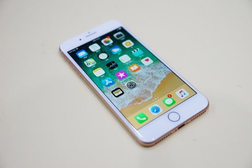 아이폰8 플러스.(출처=IT동아)