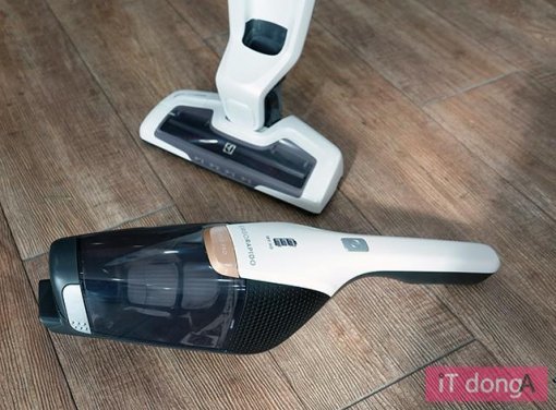 스틱형+핸디형+침구청소기, 일렉트로룩스 에르고라피도(출처=IT동아)