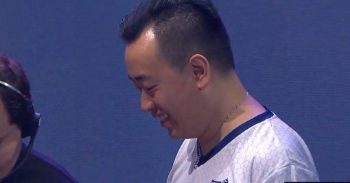 미소짓는 판체로요 선수 / 공식영상 캡처