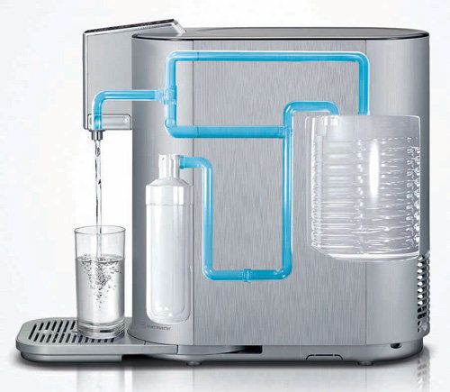 매년 교체 서비스를 진행하는 LG 퓨리케어 정수기 직수관.