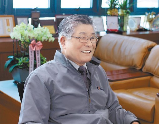 이원찬 회장. ㈜이산 제공