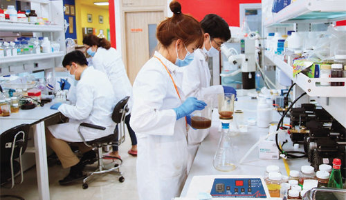 더가든오브내추럴솔루션은 매년 매출액의 10∼20% 가량을 연구비로 투자하는 R&D 중심 기업이다.