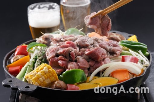 ▲ 징기스칸과 삿포로맥주. 사진제공=포도컴