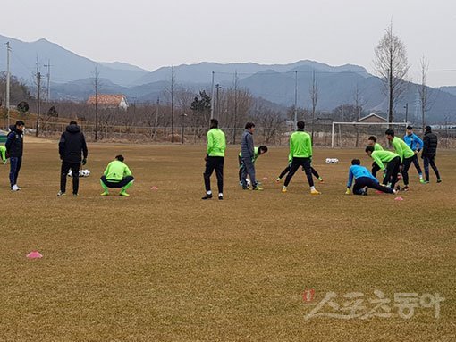 4일 전북 현대가 완주군에 위치한 클럽하우스에서 2018년 첫 소집훈련을 진행했다. 완주 | 남장현 기자 yoshike3@donga.com