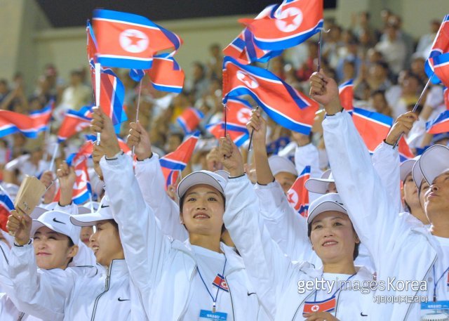 지난 부산 아시안게임 당시 파견된 북한 응원단. 사진=게티이미지코리아