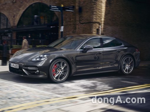 포르쉐 신형 파나메라