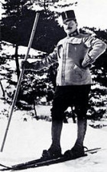 1911년 일본에 스키와 기술을 전수한 오스트리아헝가리제국의 데오도르 에들러 폰 레르히 소령. 일본스키발상기념관 소장 사진.