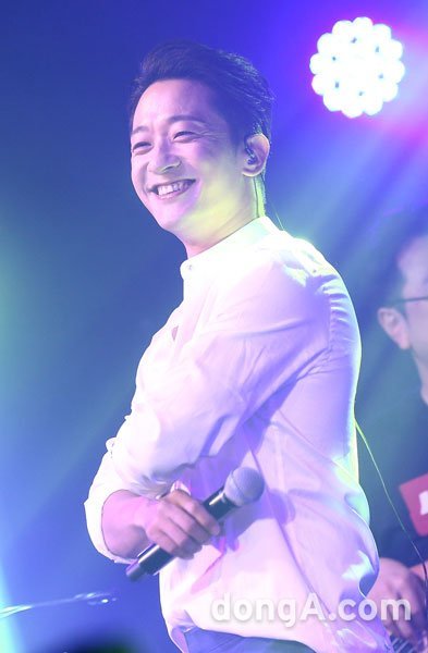 27일 결혼하는 알렉스. 가족과 함께하는 조용한 예식을 위해 부산 기장의 한 휴양시설에서 스몰웨딩을 준비하고 있다. 동아닷컴DB