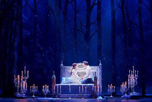 뮤지컬 ‘더 라스트 키스’의 한 장면. 사진제공｜EMK뮤지컬컴퍼니