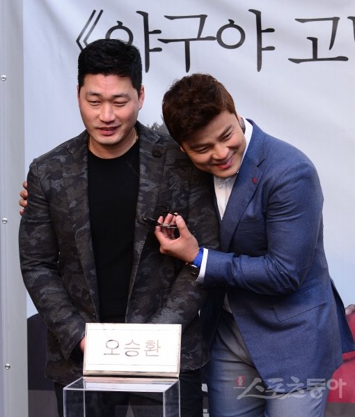 텍사스에서 함께 뛰게 된 오승환-추신수(오른쪽). 스포츠동아DB