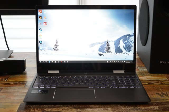 라이젠 5 2500U를 탑재한 HP 엔비 X360. (출처=IT동아)