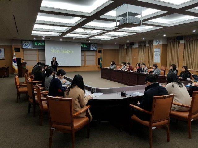 대전대학교 박성옥 교수 강의 현장 (출처=게임동아)