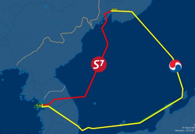 인천과 블라디보스토크를 잇는 한국 항공기와 러시아 항공기의 항로 비교. 우리 항공기가 크게 돌아가는 것을 확인할 수 있습니다. 자료 : flightaware.com