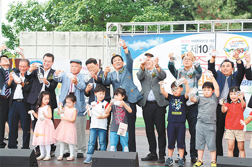 ‘인천 개항장 컬쳐나잇 음악의 밤’ 행사는 관광객 7만8000명이 찾은 가운데, 인천 중구 개항장 문화지구 경제 활성화에 크게 기여를 했다는 평가를 받고 있다.