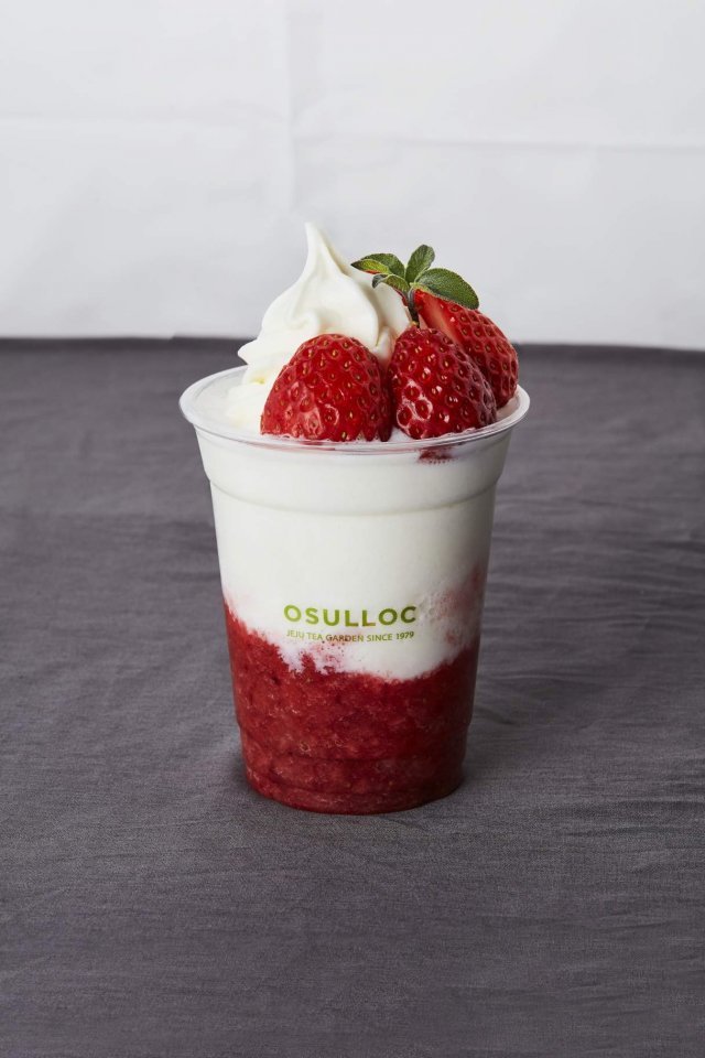 제주 ‘생딸기 오프레도’