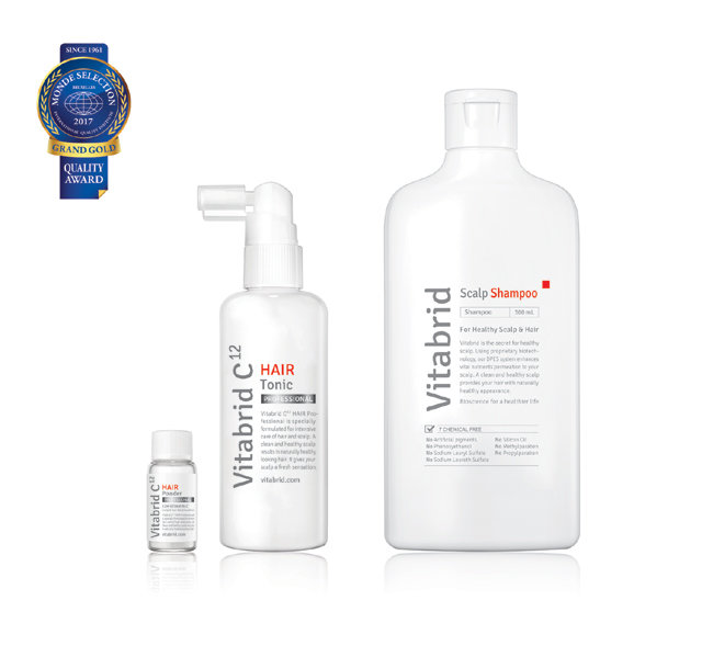 비타브리드C12 헤어 토닉 프로페셔널과 비타브리드 스칼프 샴푸(오른쪽).
