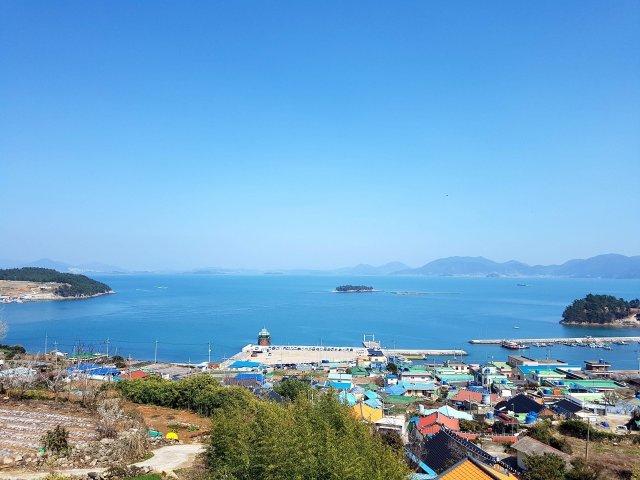 전남 여수 서쪽해안인 화양반도는 고즈넉한 어촌 풍경과 아직 때 묻지 않은 연안이 살아있다. 이형주 기자 peneye09@donga.com