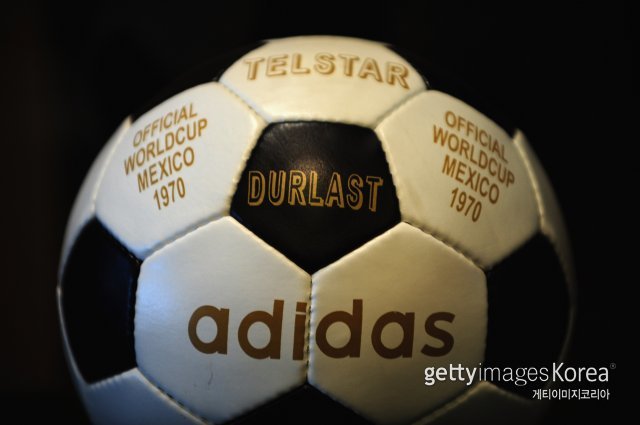 1970 멕시코 월드컵 공인구 텔 스타. 사진=게티이미지코리아