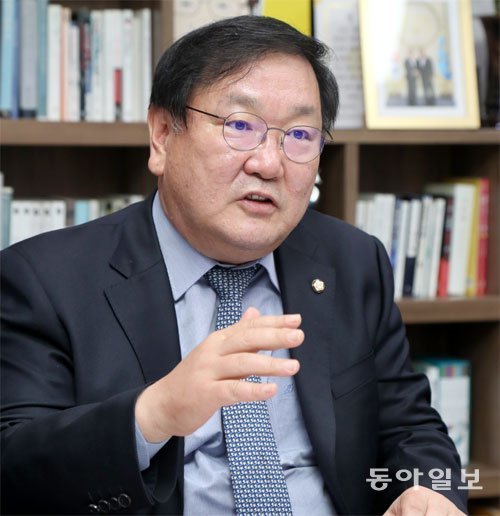 김태년 “문재인 정부 개혁 속도낼 동력, 지방선거 승리로 확보해야”