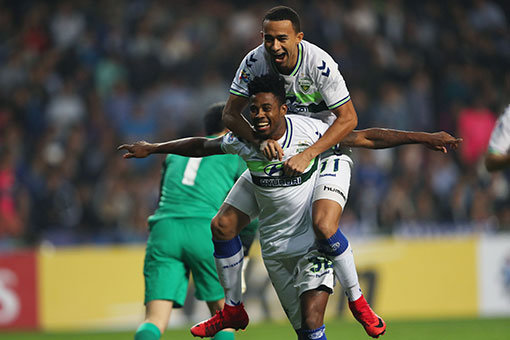 전북의 브라질 선수 아드리아노-티아고. 사진제공｜한국프로축구연맹