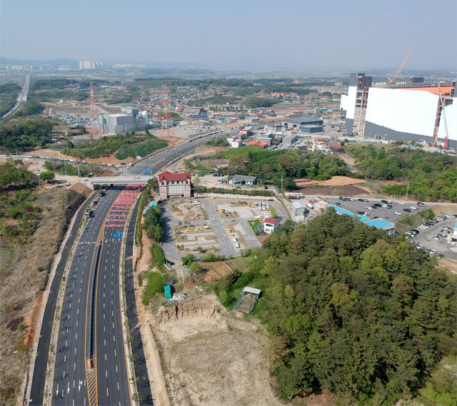 8일 전면 개통한 청주 제2순환로. 이번 개통으로 시민들의 교통여건 개선과 청주산단에 있는 기업의 물류비용 절감에 효과가 있을 것으로 기대된다. 청주시 제공