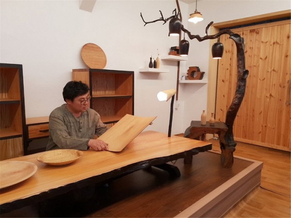 전통 납죽목공예 명장 최명철 작가