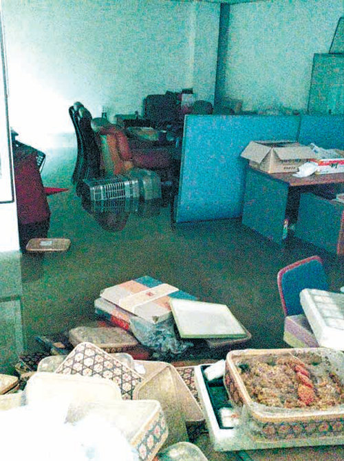 지난해 7월 서울 강북구에 내린 폭우로 인해 주민 김정수 씨가 운영하는 마트 창고가 침수됐다. 김 씨는 “경전철 공사 후 폭우가 내리면 비슷한 피해가 발생했다”고 주장했다. 김정수 씨 제공