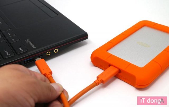 라씨 러기드 시큐어 USB-C(출처=IT동아)