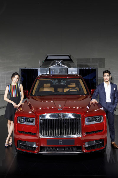 롤스로이스에서 브랜드 최초로 출시한 슈퍼 럭셔리 SUV ‘컬리넌’이 28일 국내에 공식 출시됐다. 주문제작 방식으로 판매되며, 가격은 4억6900만원부터다. 사진제공｜롤스로이스모터카