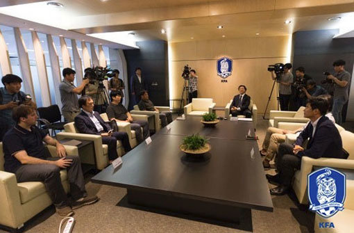 대한축구협회 국가대표감독선임소위원회 전경. 사진제공｜대한축구협회