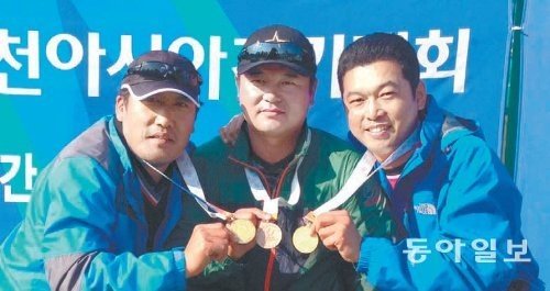 아시아경기 정구 대표팀에서 힘을 합친 김경한, 김희수, 유영동 지도자(왼쪽부터).