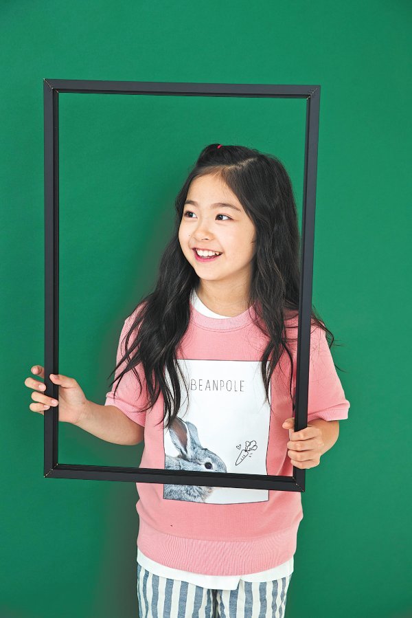 빈폴키즈는 ‘리틀 주‘ 라인 출시를 기념해 29일까지 구매고객을 대상으로 에코백과 에버랜드 이용권 등을 증정하고 있다.