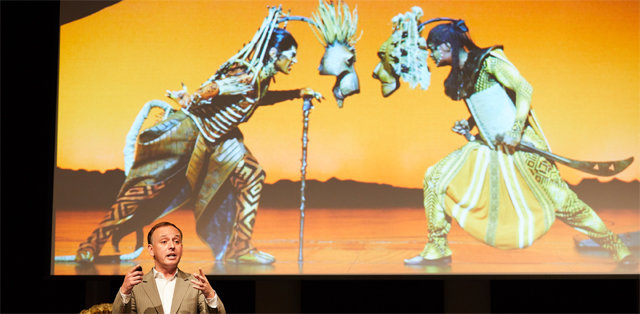 뮤지컬 ‘라이온 킹’의 인터내셔널 투어를 총괄하는 펠리페 감바 디즈니 이사는 “무대에 올리는 게 불가능한 애니메이션이라고들 했지만 동물의 특징을 섬세하게 잡아낸 의상과 마스크로 상징화시켰다”고 설명했다. 클립서비스 제공