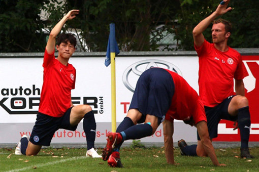 독일 분데스리가 2부리그 홀슈타인 킬에 합류한 이재성(왼쪽)은 현지 언론으로부터 ‘요기 킬러’라는 별명을 얻었다. 사진제공｜홀슈타인 킬