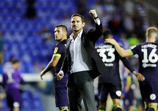 지난 4일 레딩과의 감독 데뷔전에서 승리한 프랭크 램파드. 사진출처｜더비 카운티 SNS