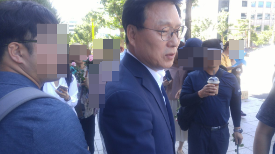 박광온 민주당 의원. 사진=온라인 커뮤니티.