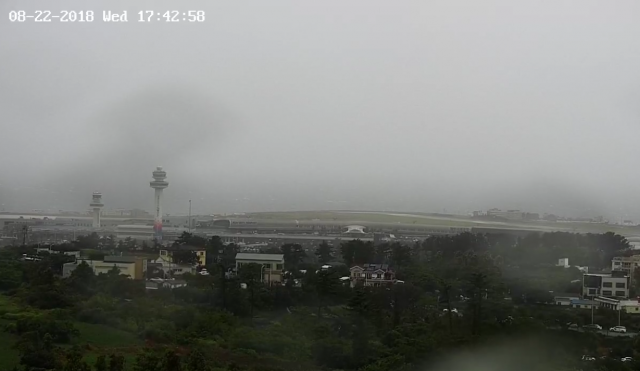 제주공항 인근 실시간 CCTV 화면. 사진=하르방투어 캡처